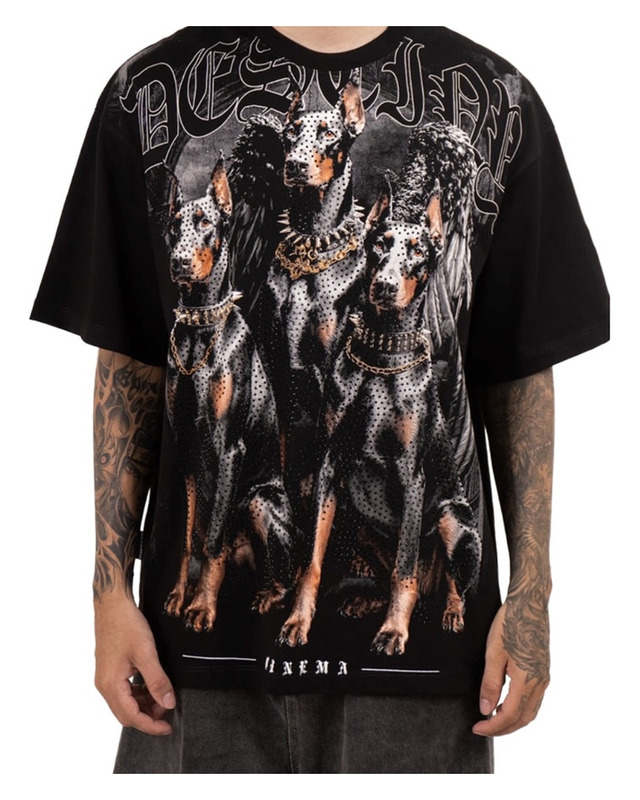 Doberman Graphic Shirt — model view